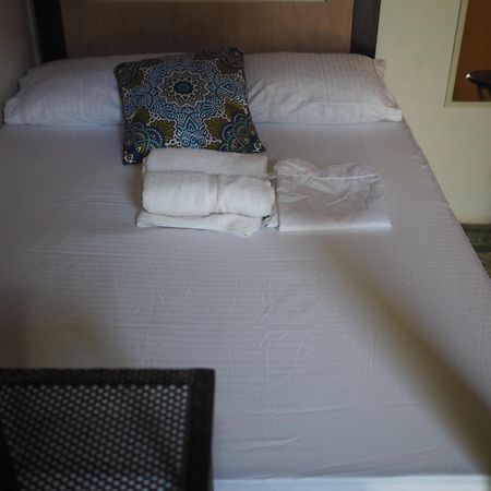 Baboon Hostel Santa Marta  Luaran gambar