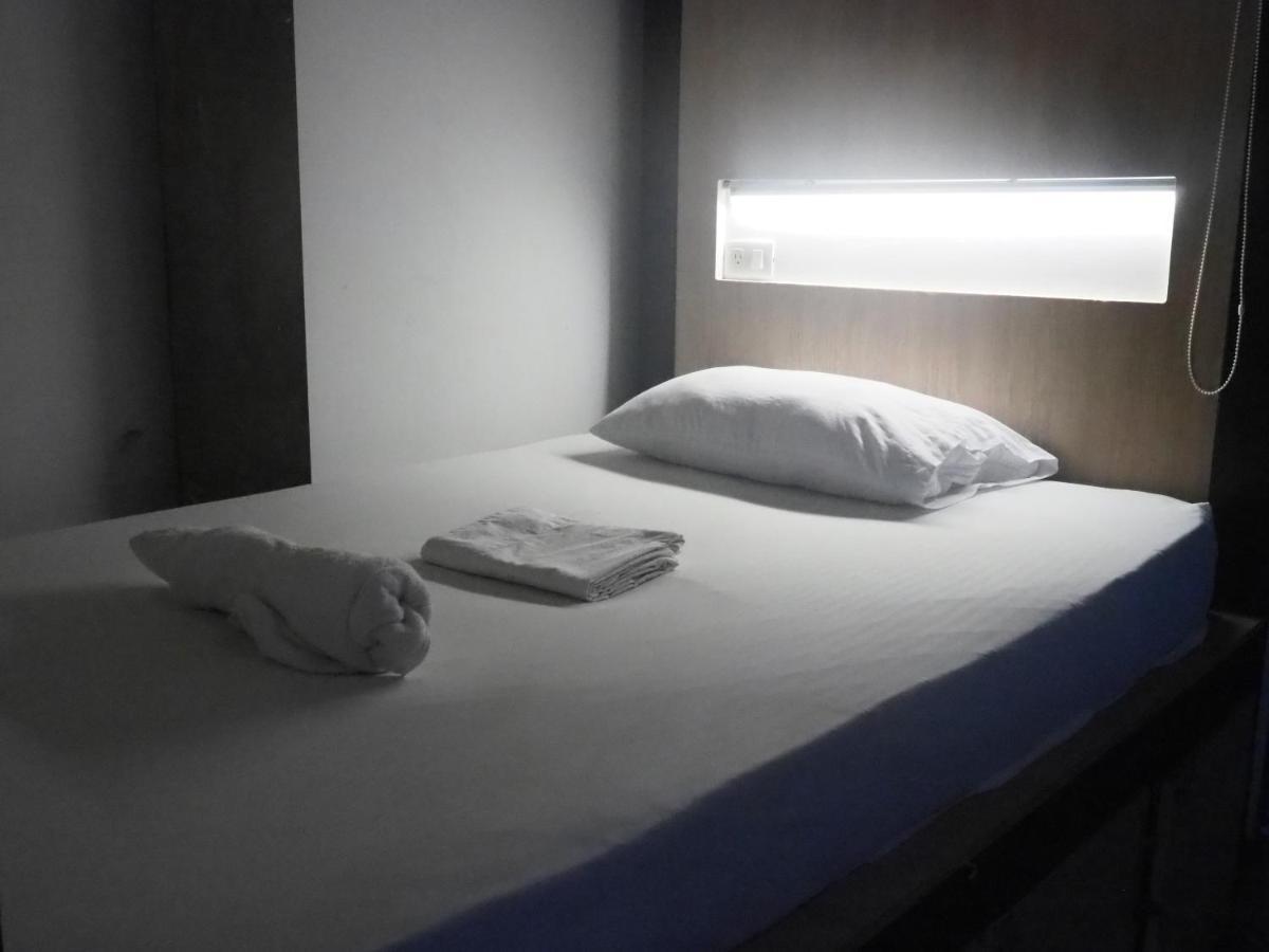 Baboon Hostel Santa Marta  Luaran gambar