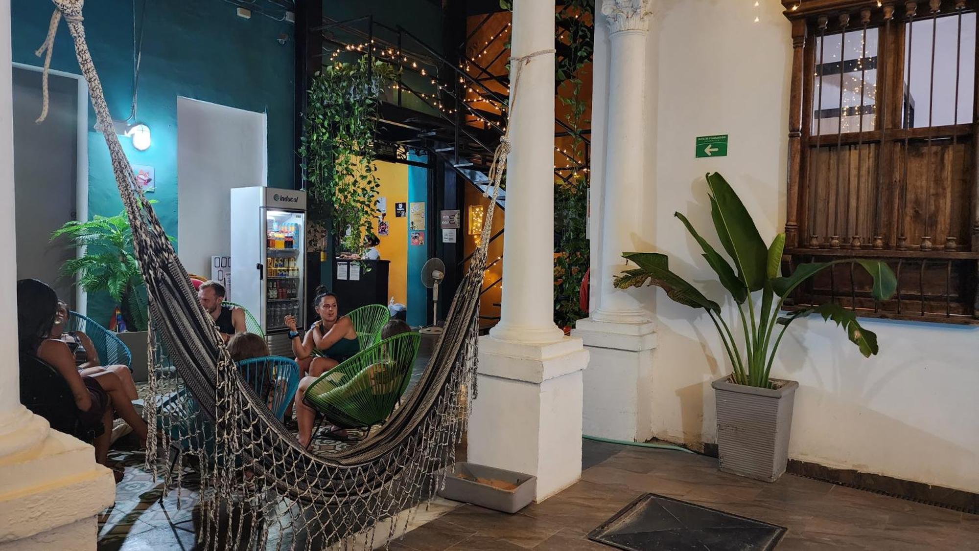 Baboon Hostel Santa Marta  Luaran gambar