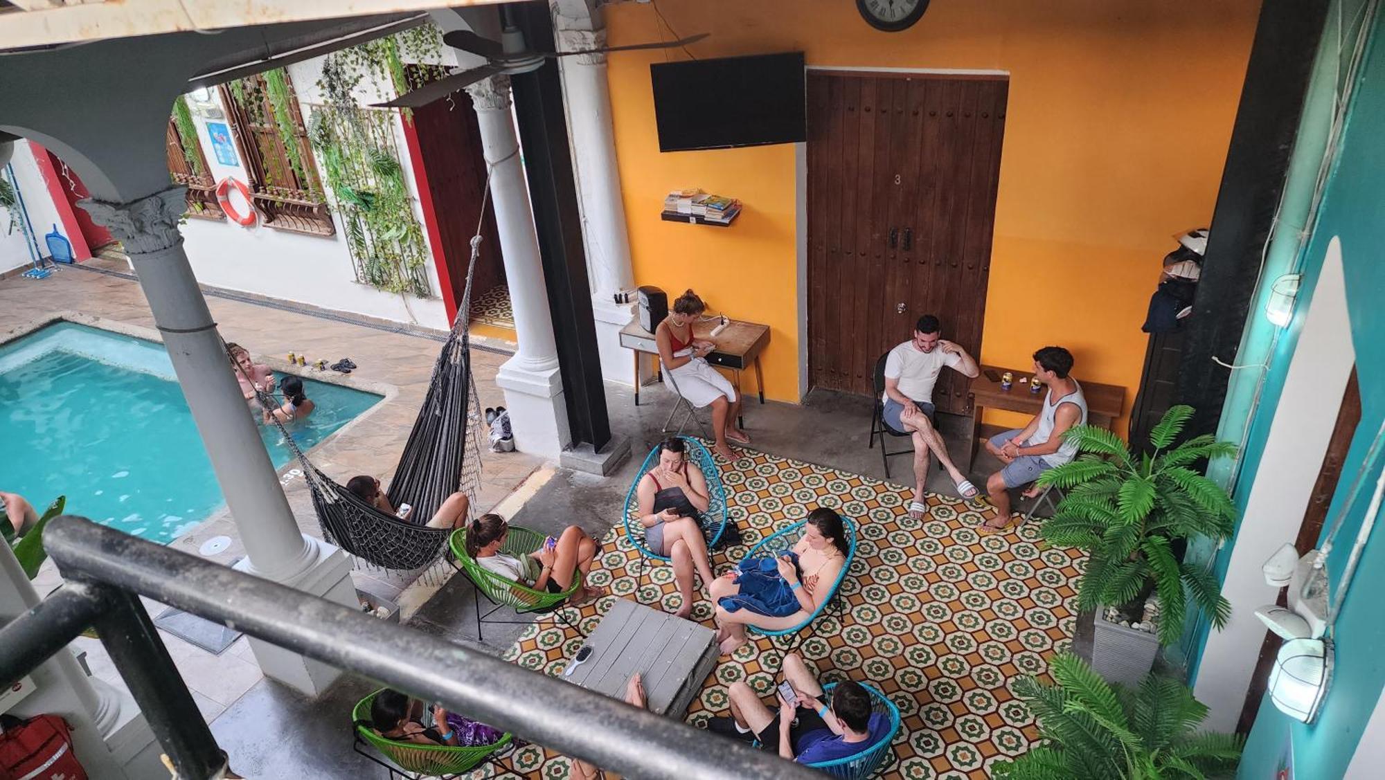 Baboon Hostel Santa Marta  Luaran gambar